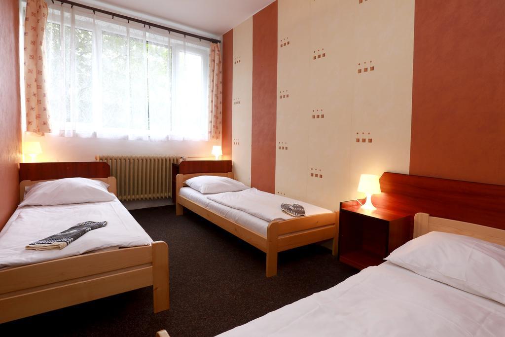 Hotel Zimni Stadion Náchod Dış mekan fotoğraf
